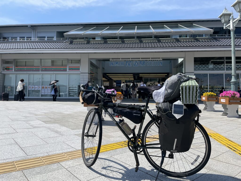 尾道駅前