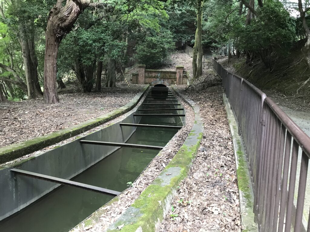 琵琶湖疎水の水路跡