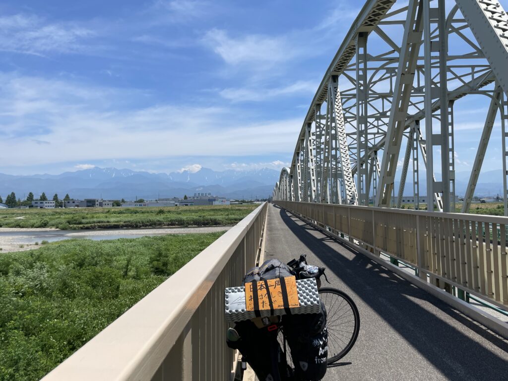 富山　常願時川にかかる橋