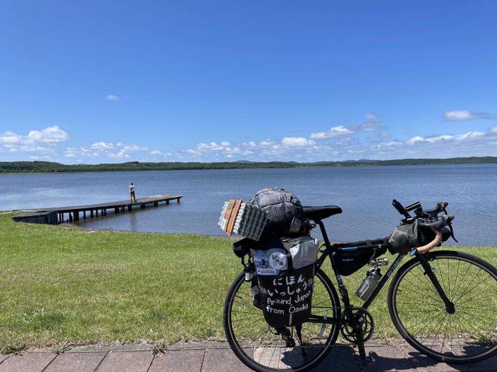 クッチャロ湖と自転車