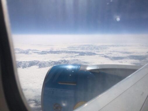 ウズベキスタン航空の機内からの景色