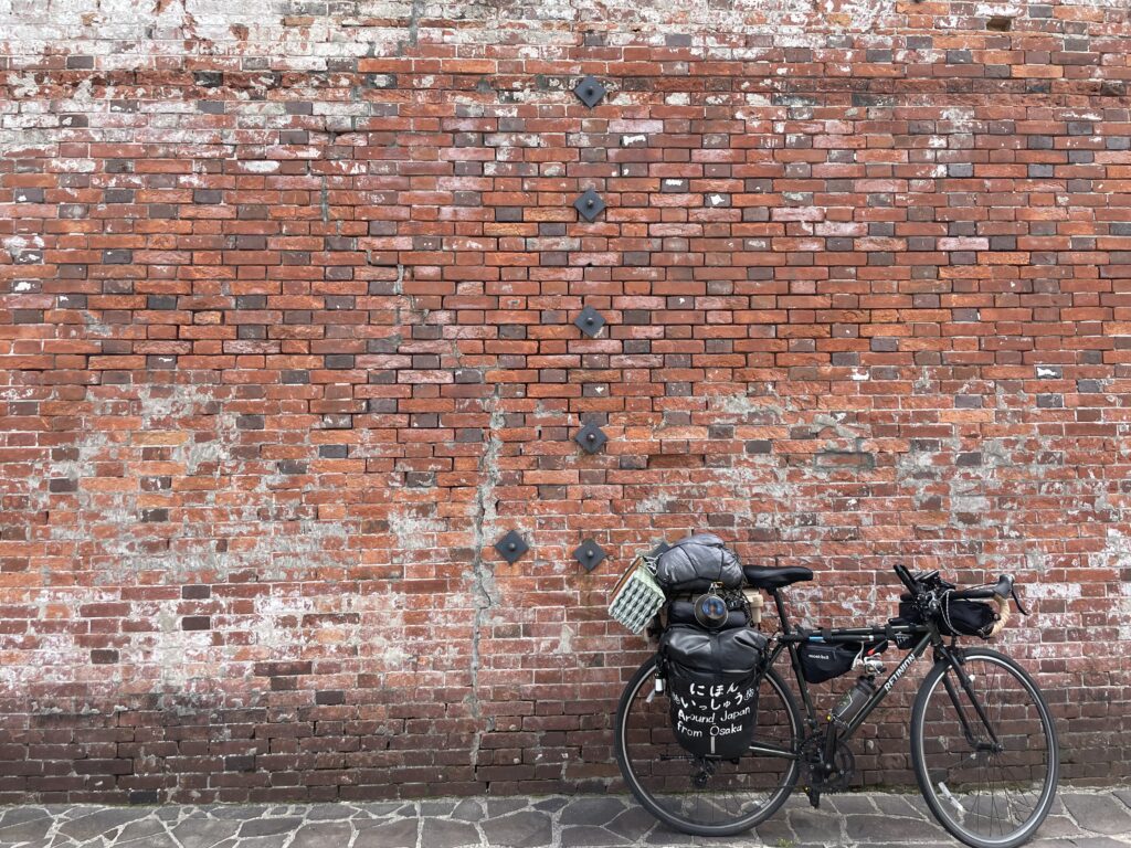 金森赤レンガ倉庫と自転車