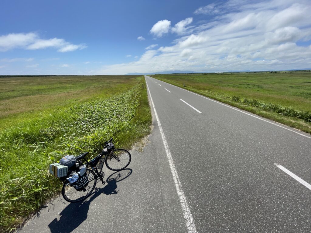 エサヌカ線で自転車と記念写真