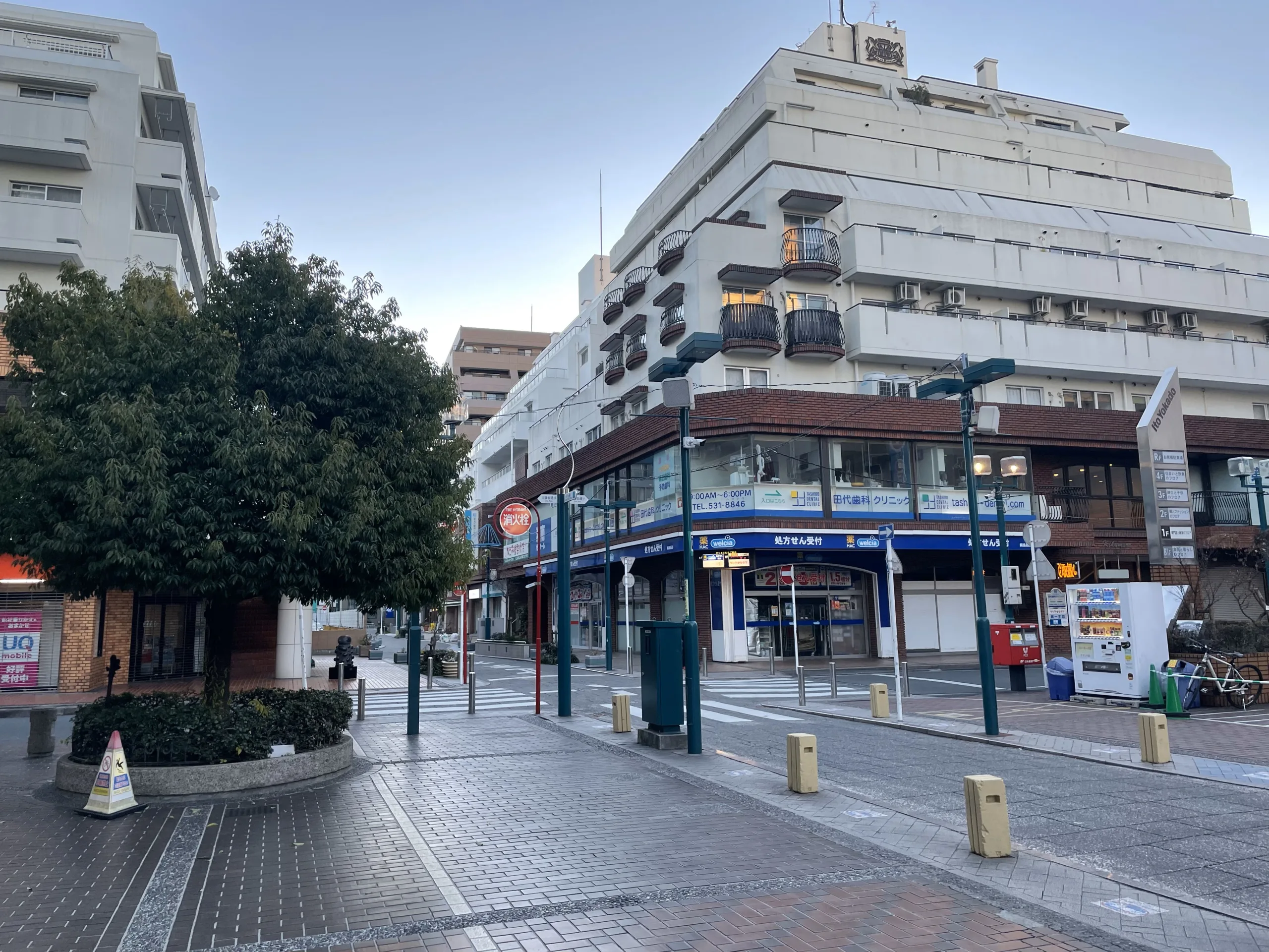 網島駅近くの町の様子