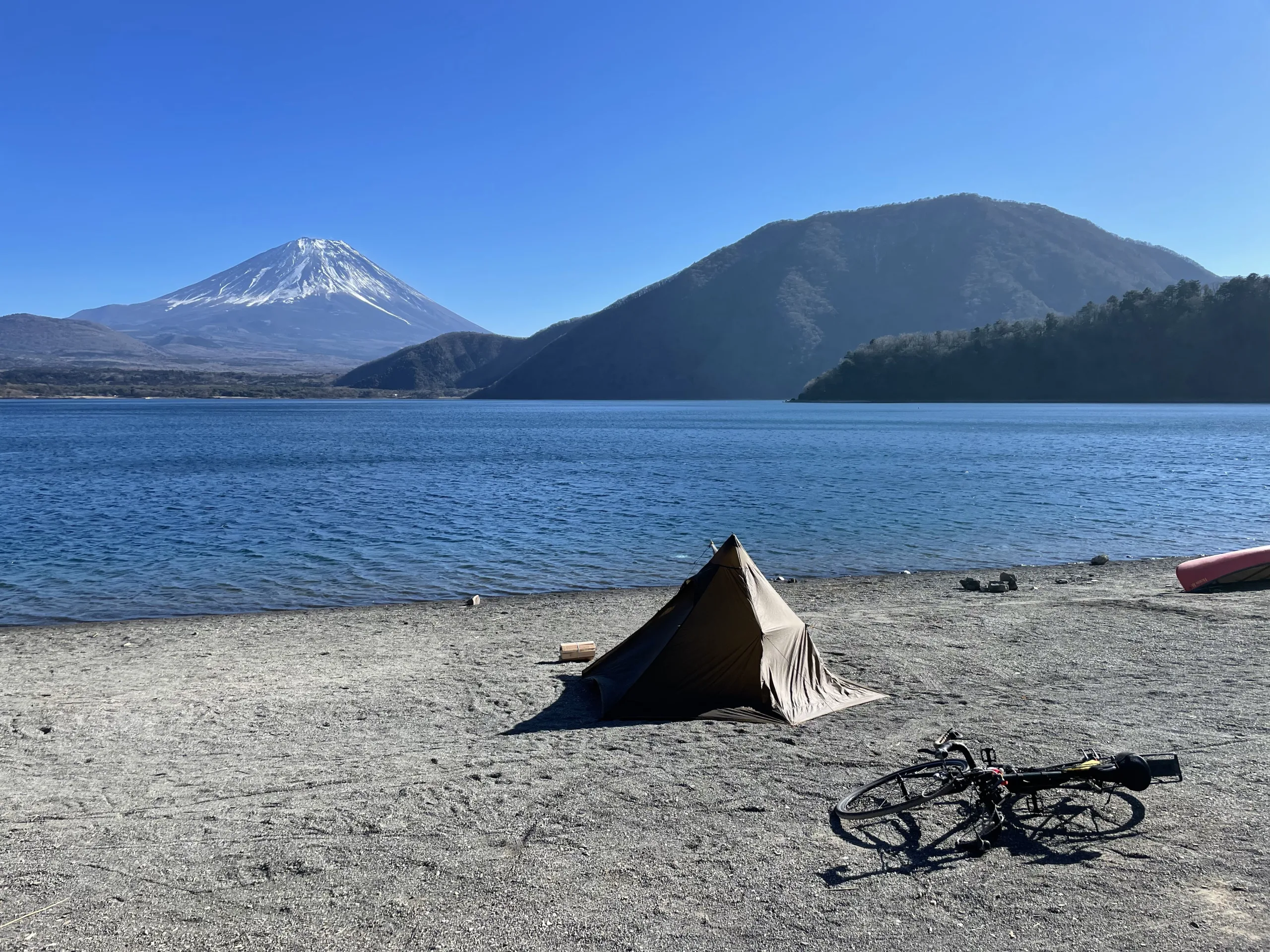 ゆるキャン△の聖地浩庵キャンプ場で見る富士山