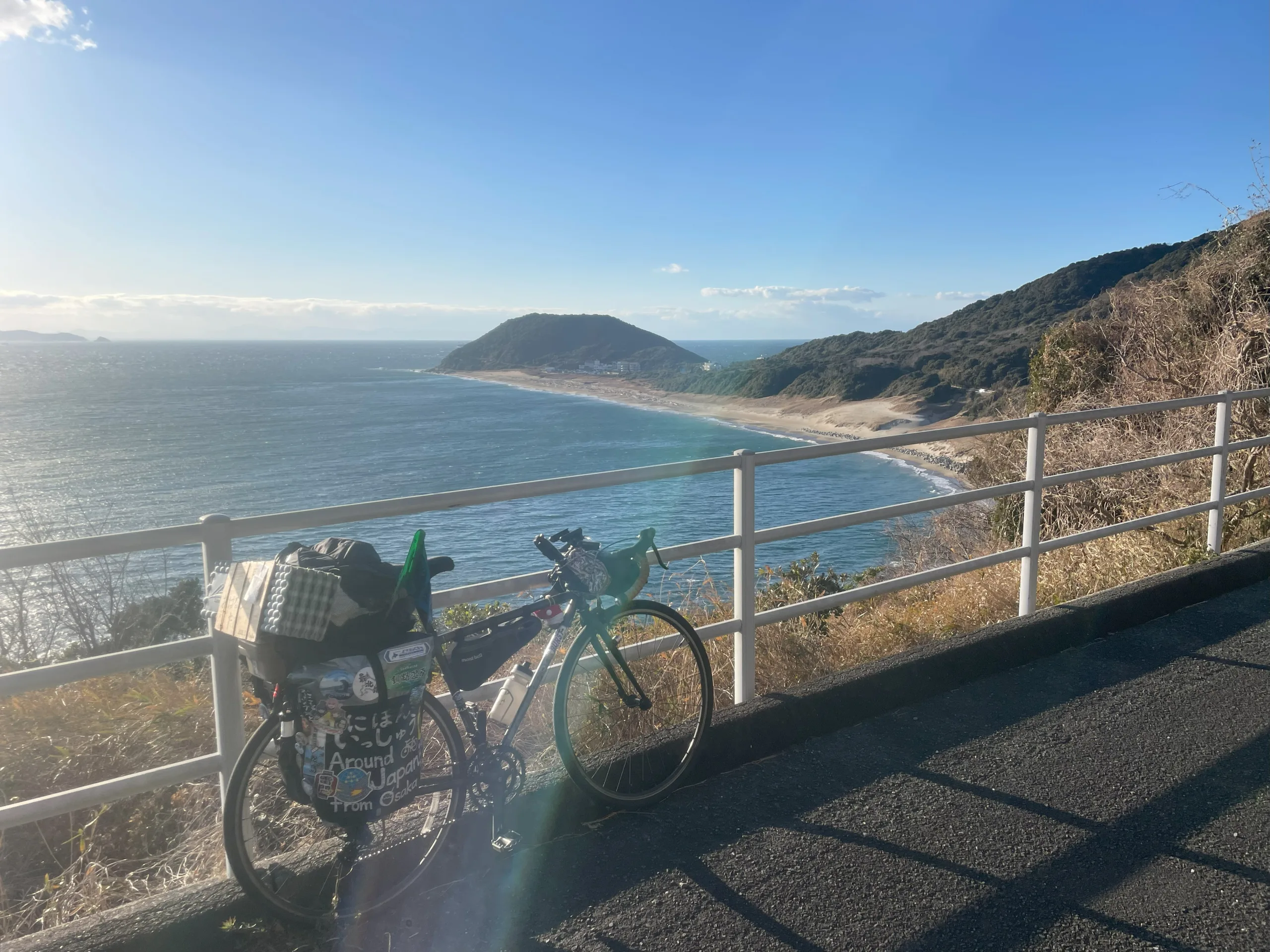 渥美半島の先端と自転車