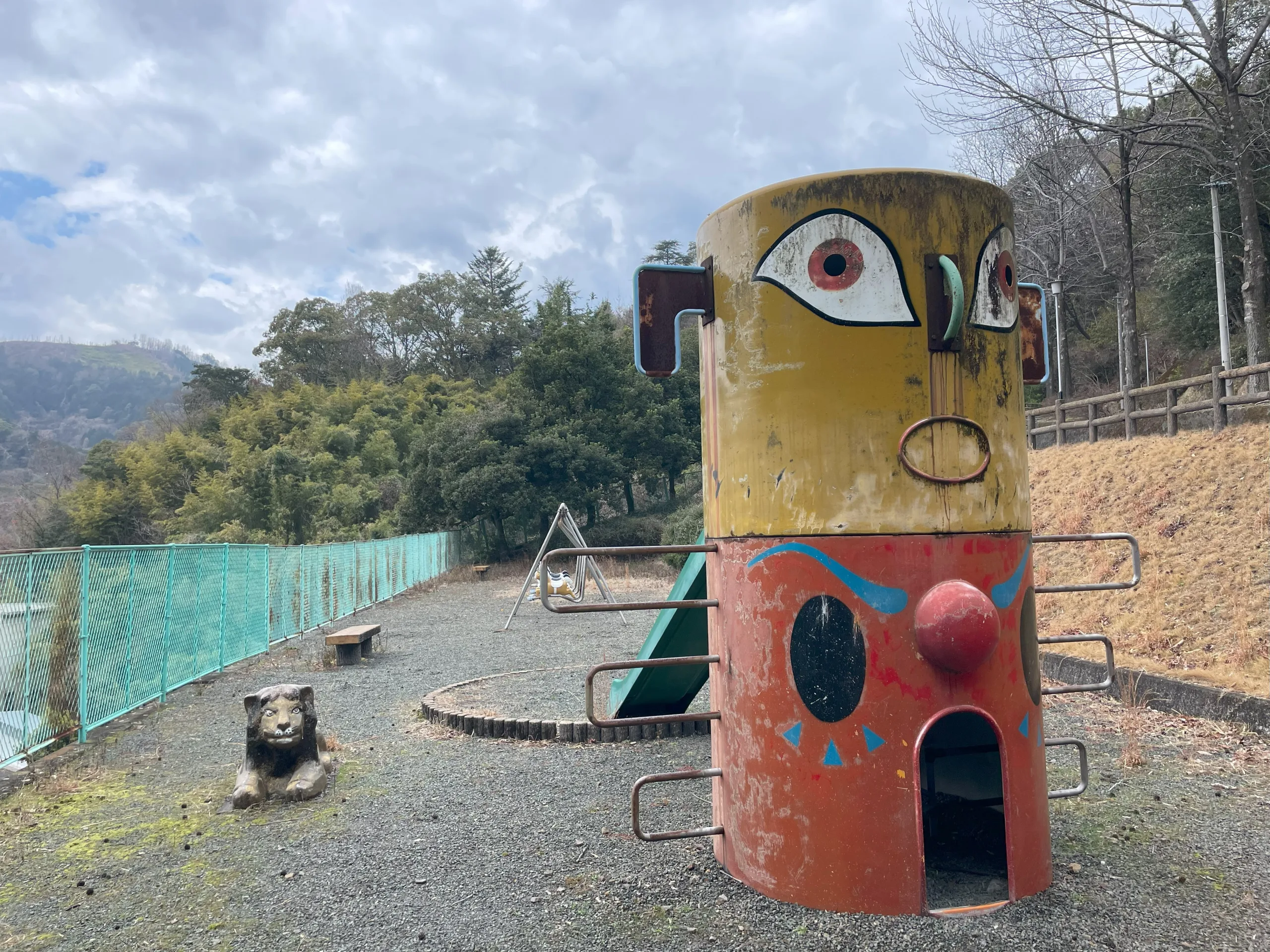 大地山公園の遊具