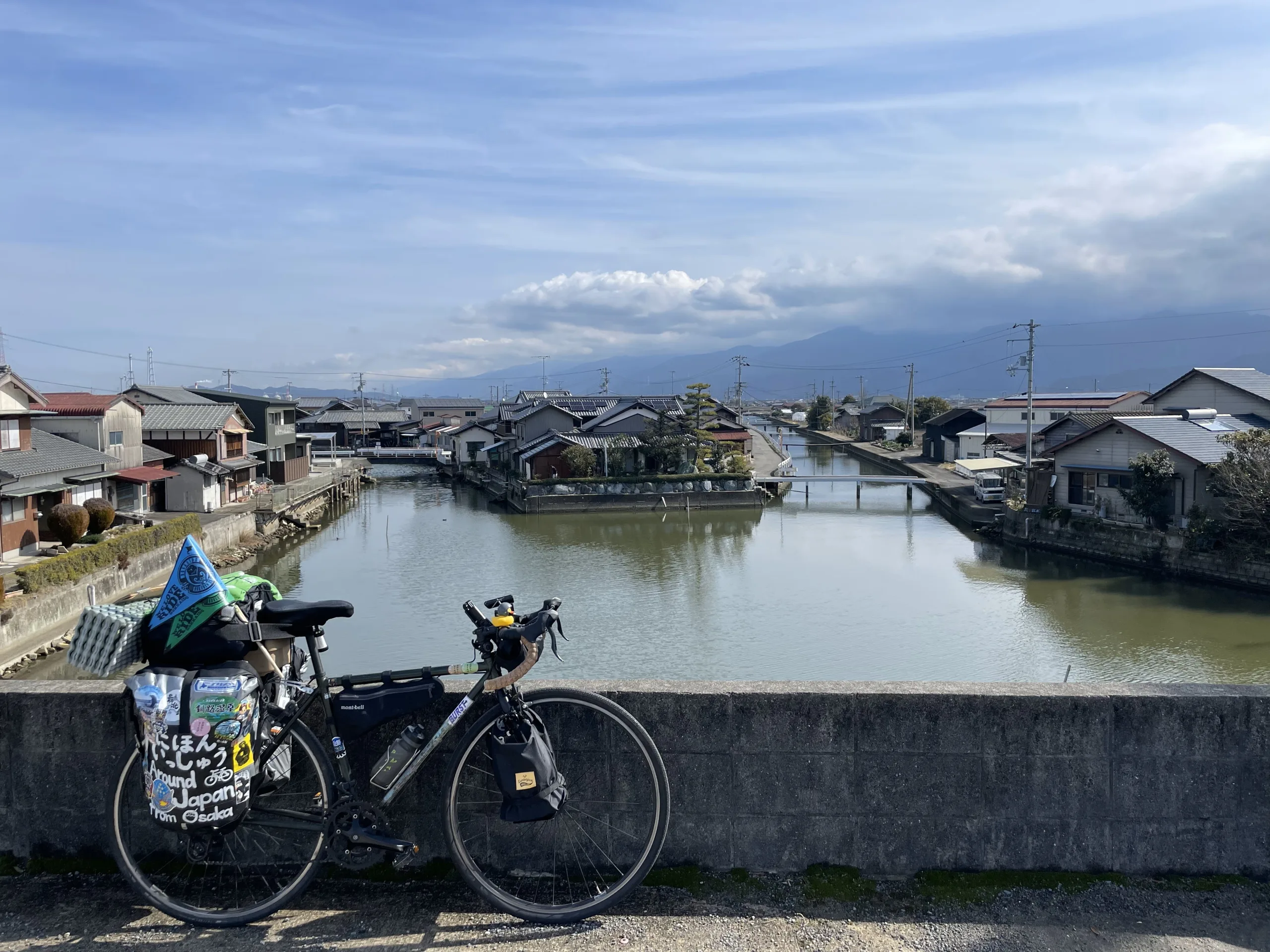 西条のベネチアと自転車