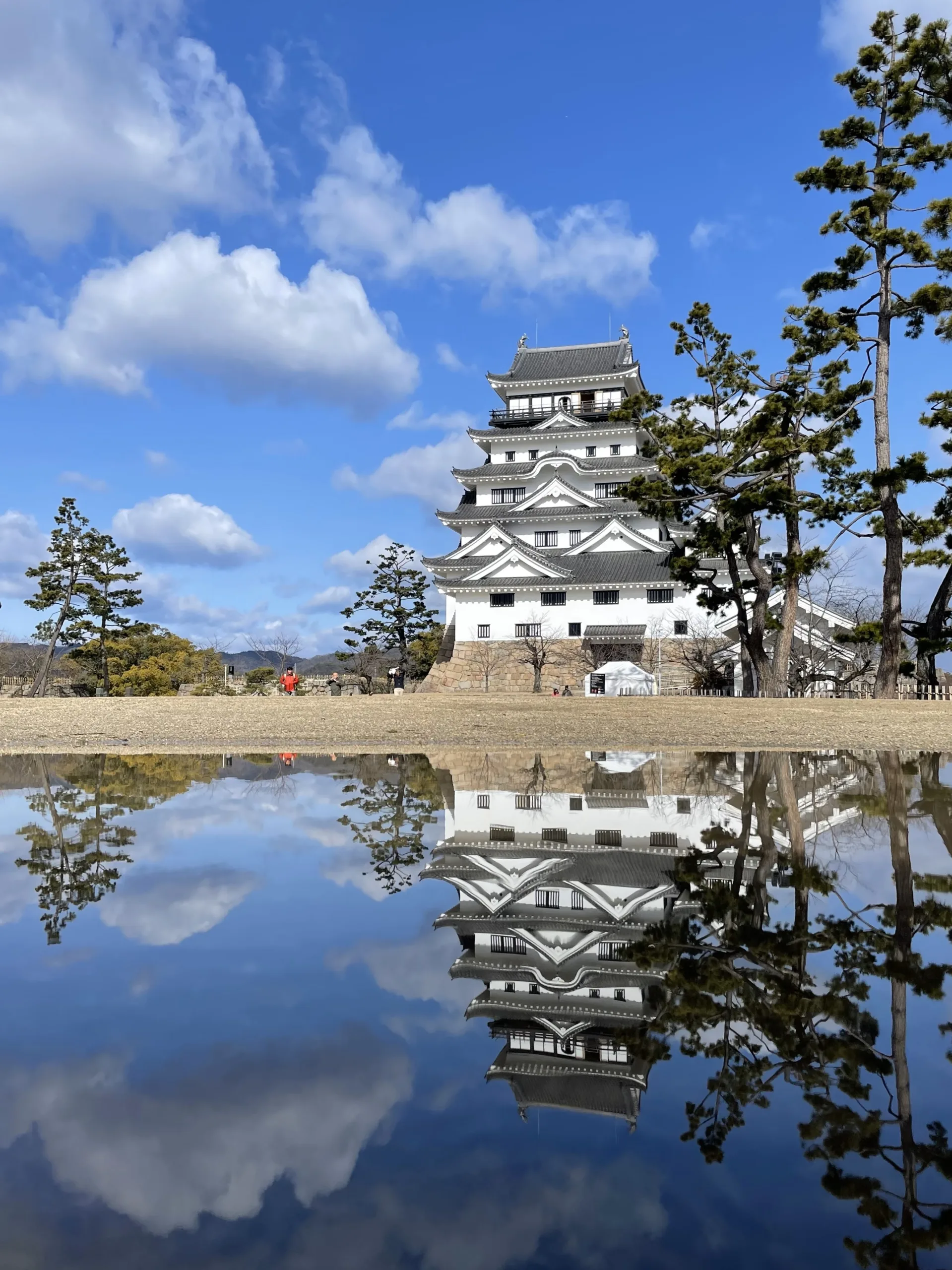 福山城の鏡移り写真