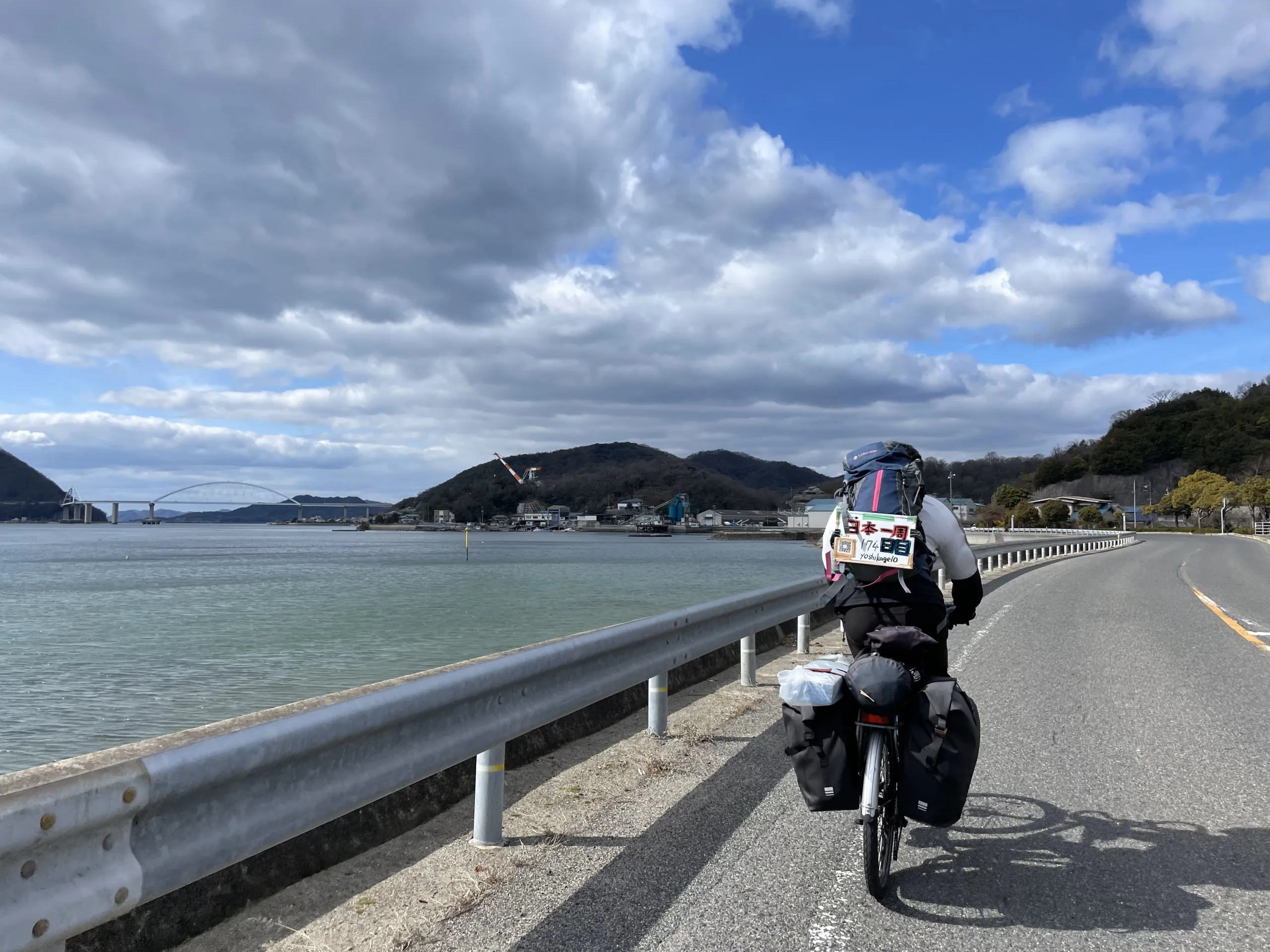 鞆の浦を走るチャリダー