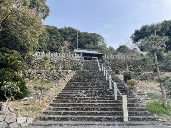 大多満根神社の階段