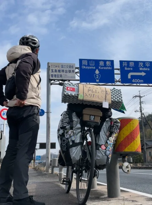 岡山に向けて2号線を走る旅人