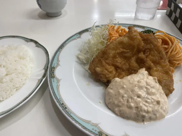 おぐら本店のチキン南蛮