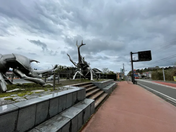 大崎町のカブトムシのモニュメント