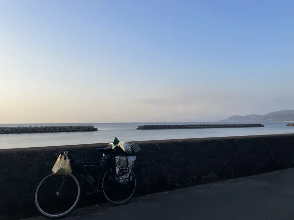 綿江町の海沿い