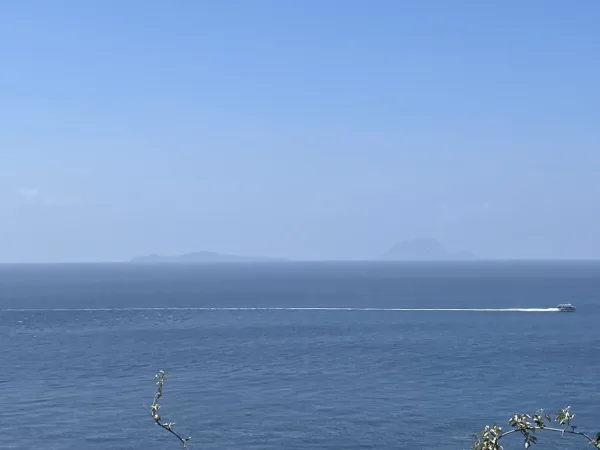 佐多岬から見た種子島と屋久島