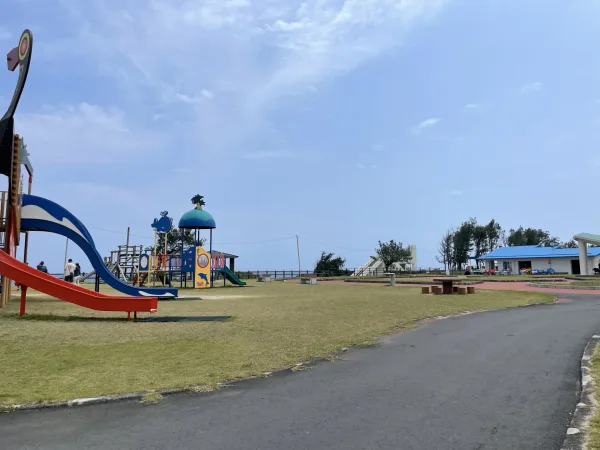 あやまる岬観光公園の遊具