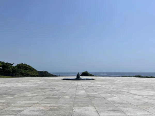 沖縄の平和祈念公園の平和の火