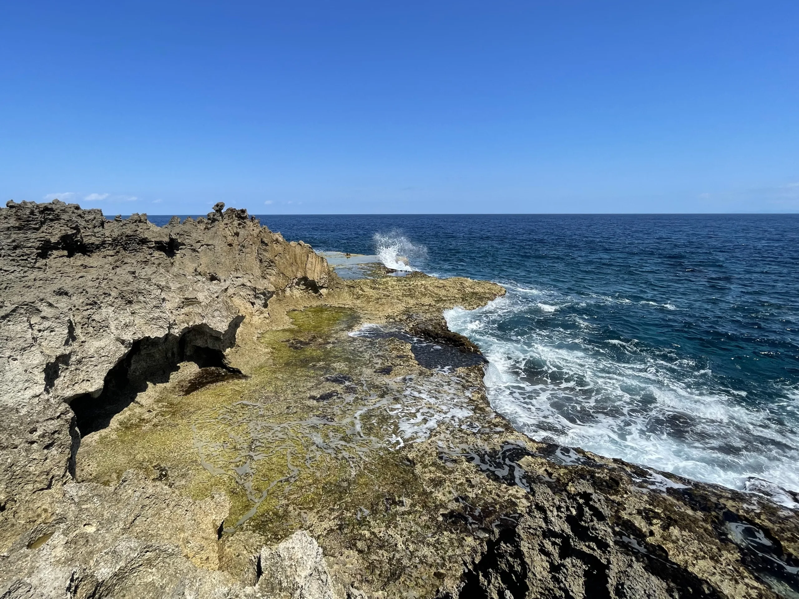 沖永良部島のフーチャ近くの海岸