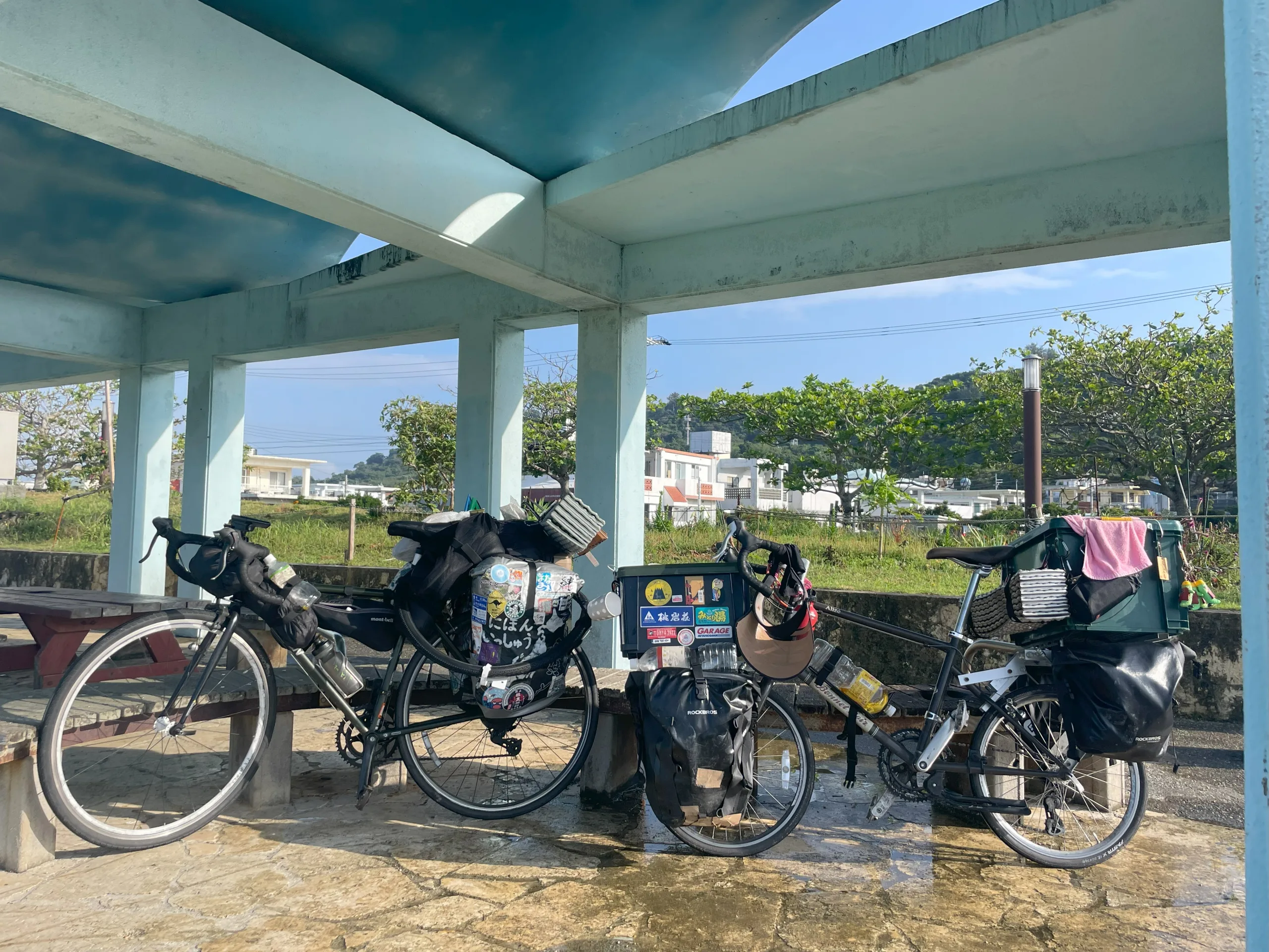 日本一周の荷物を積載した自転車