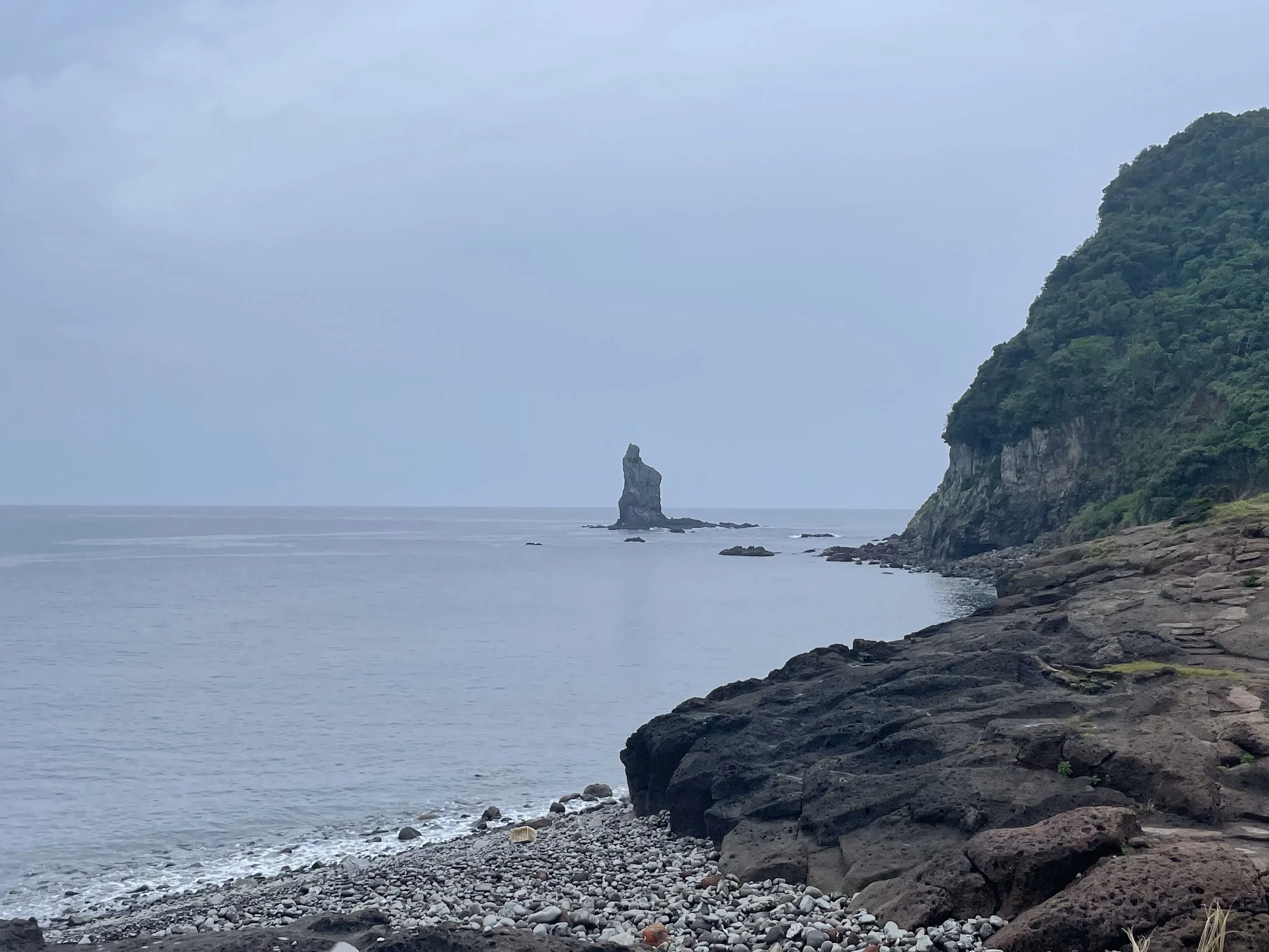 立神岩