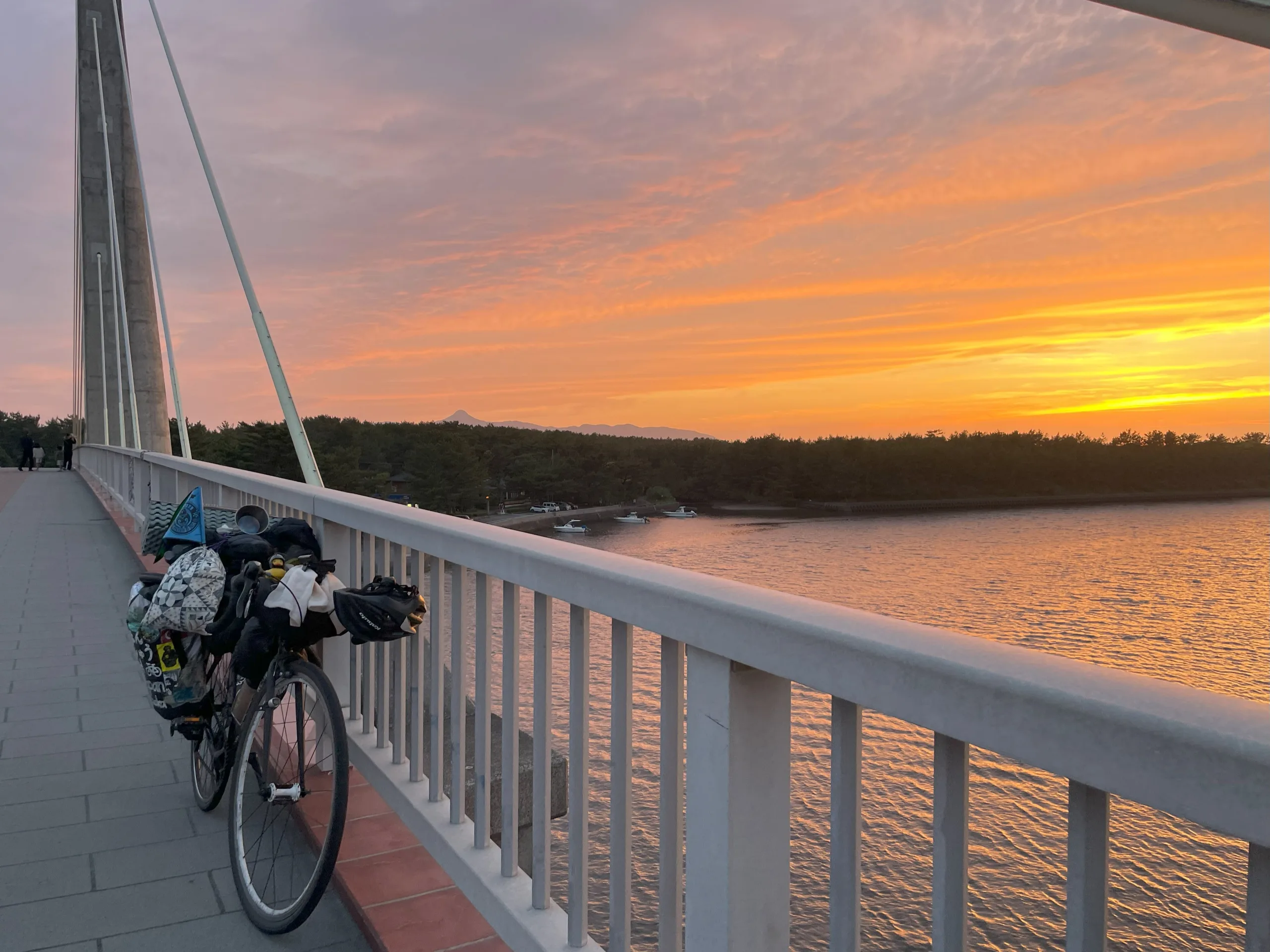 サンセットブリッジで見る夕日