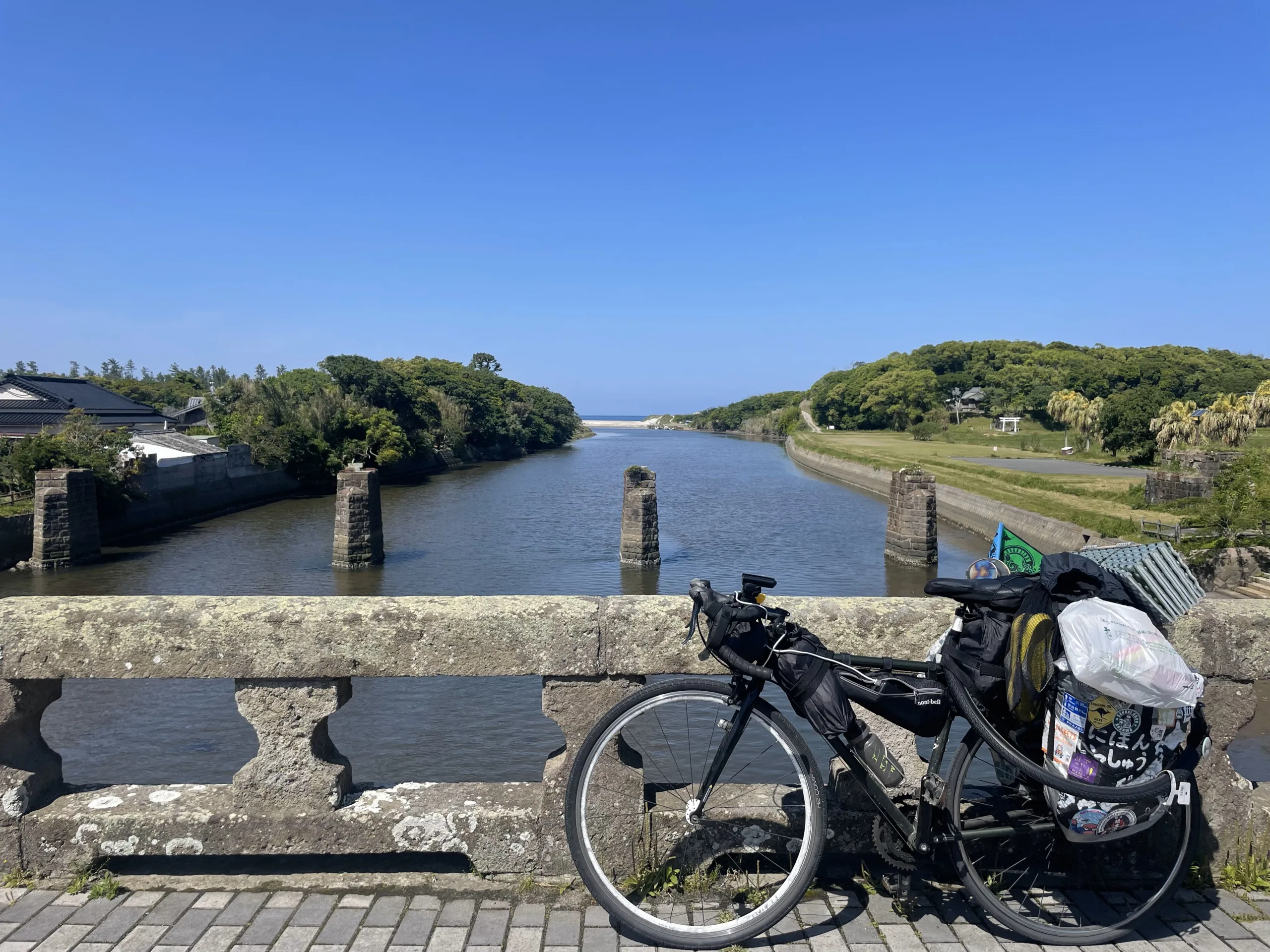 かめまる館の南薩線の橋脚跡