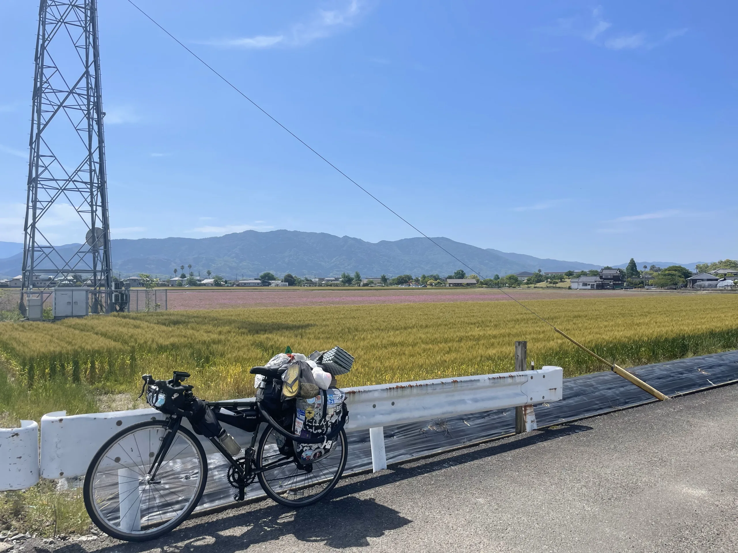 熊本を走る日本一周の自転車