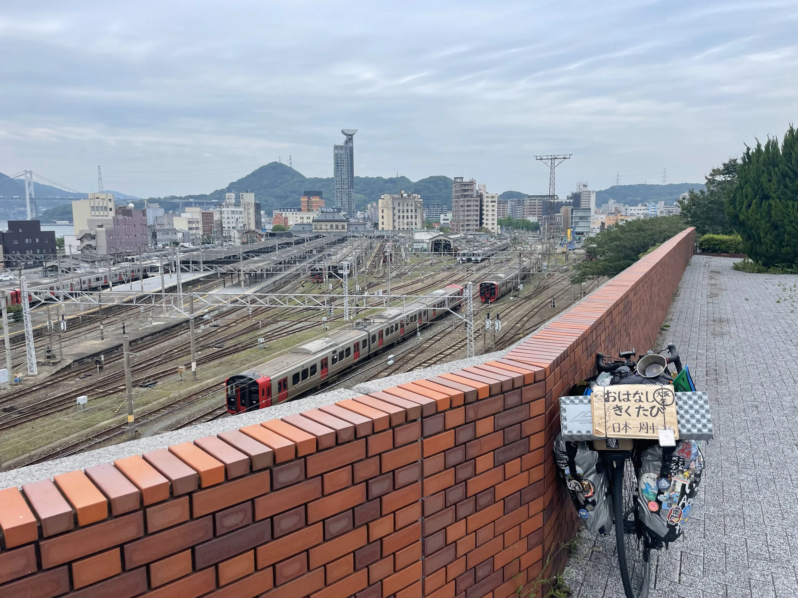 門司港駅と自転車