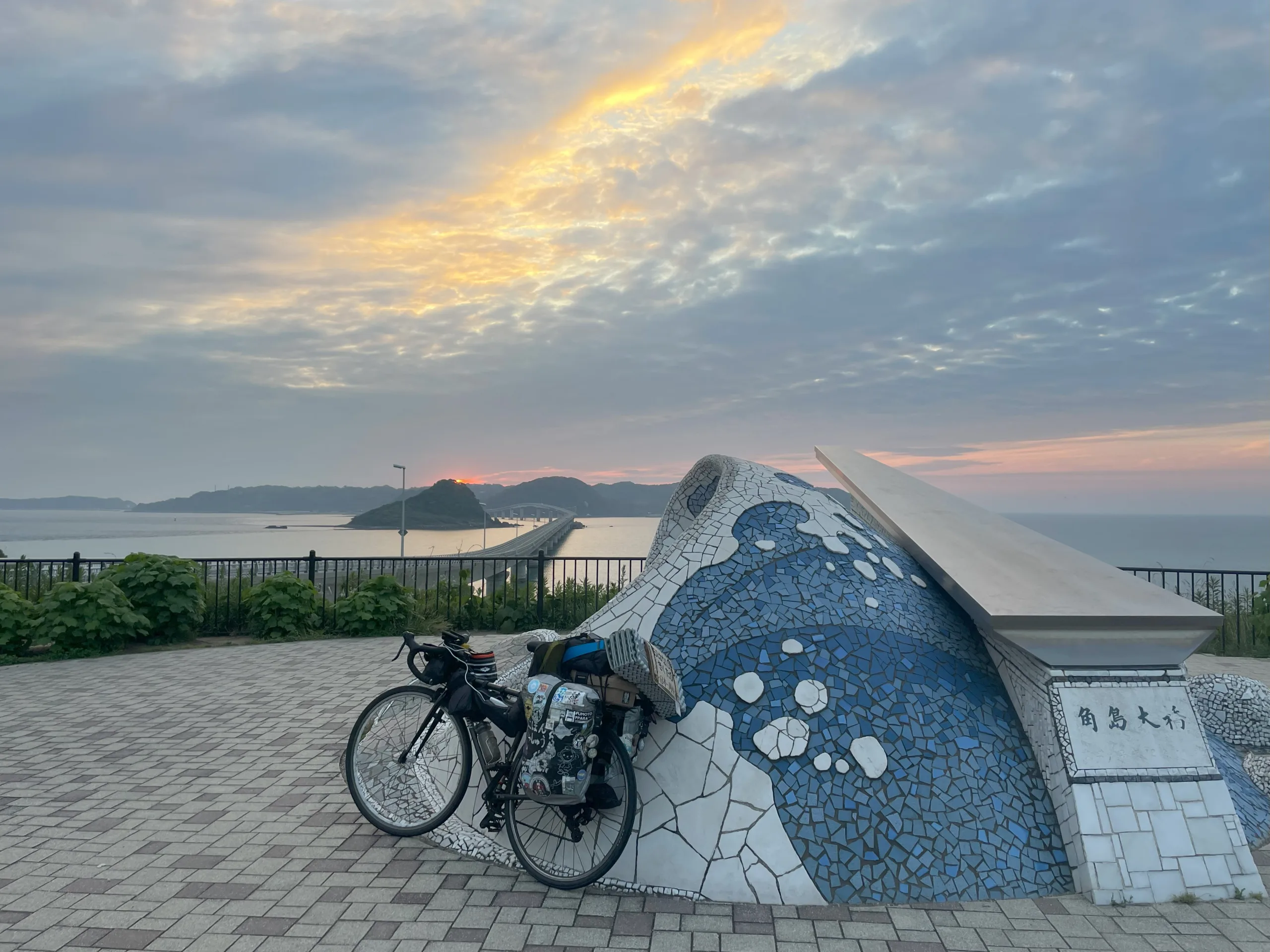 角島大橋と自転車