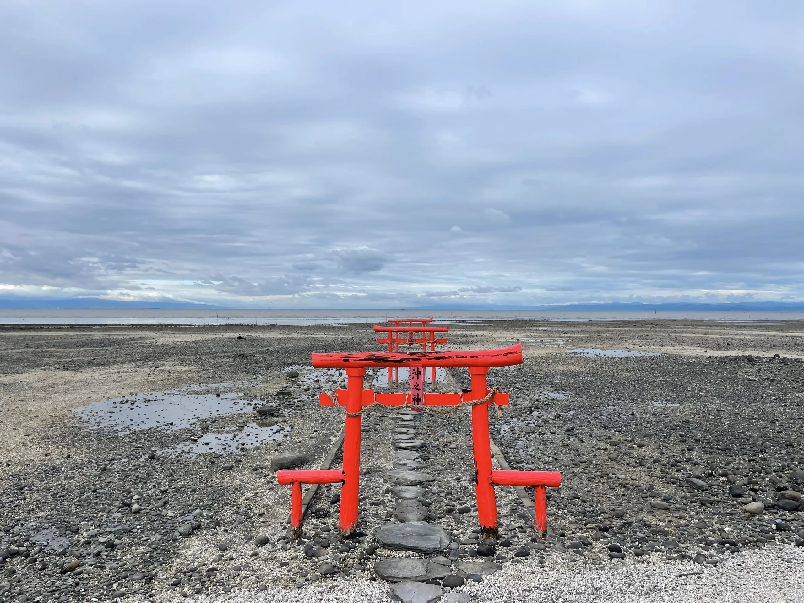 大魚神社の海中鳥居