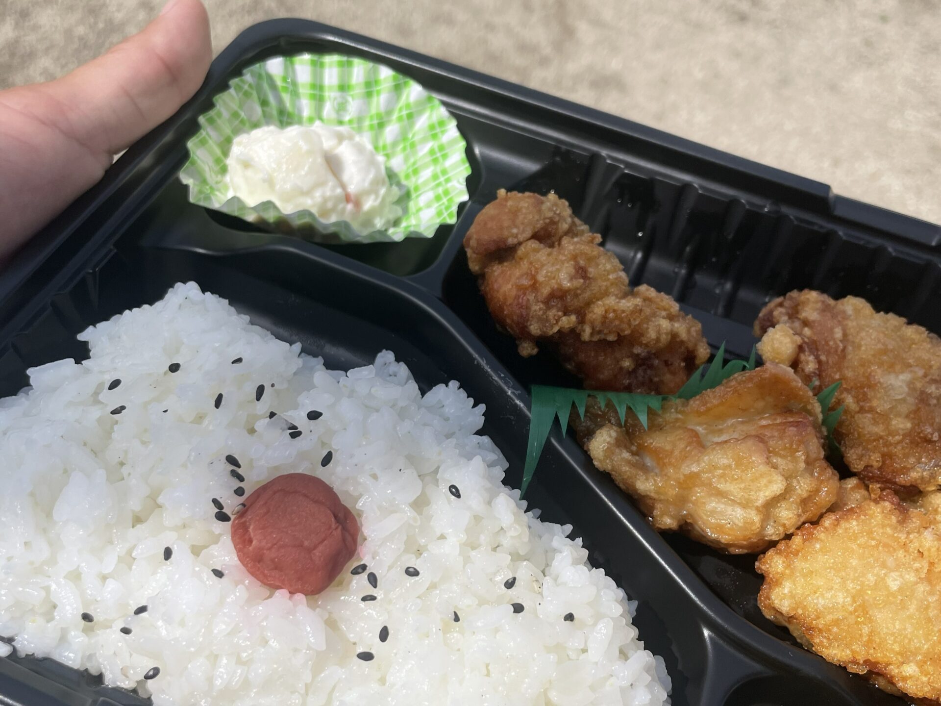 大分県中津のから揚げ弁当